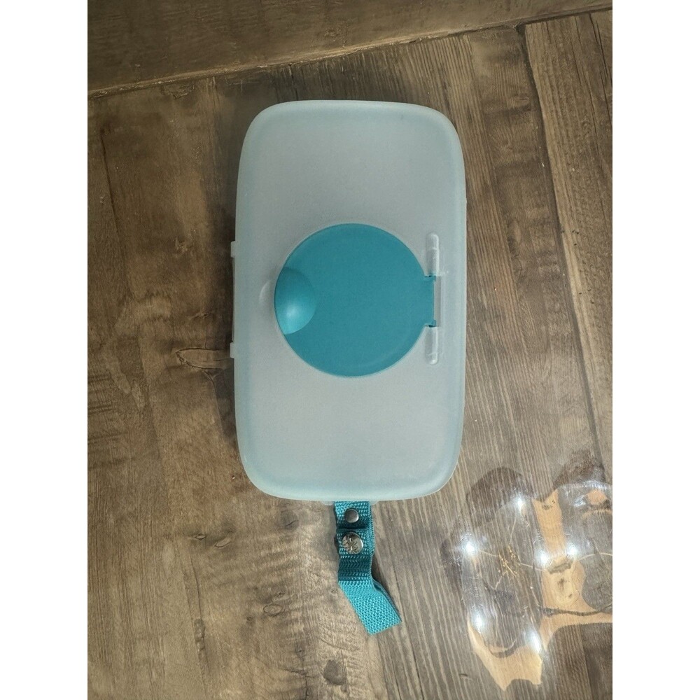 Skip hop Baby Wipes Dispenser Portable On The Go With Secure Lid Blue EUC